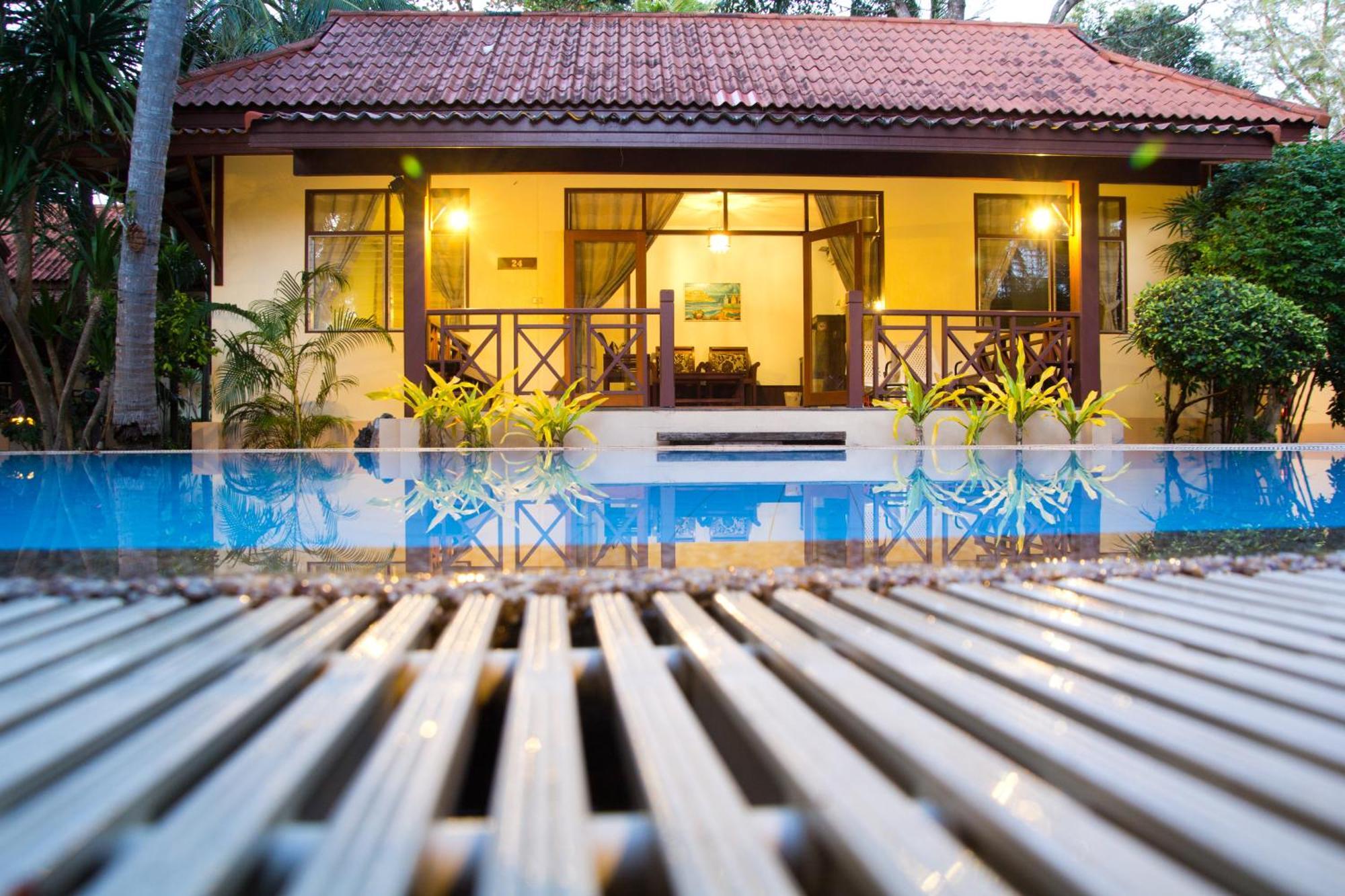 Bayview Beach Resort Ban Krut  Pokoj fotografie